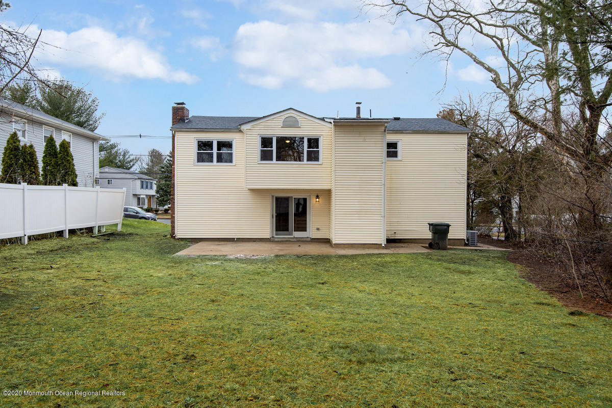 538 Line Road Hazlet, NJ 07730 - Photo 5 of 33 Back_2