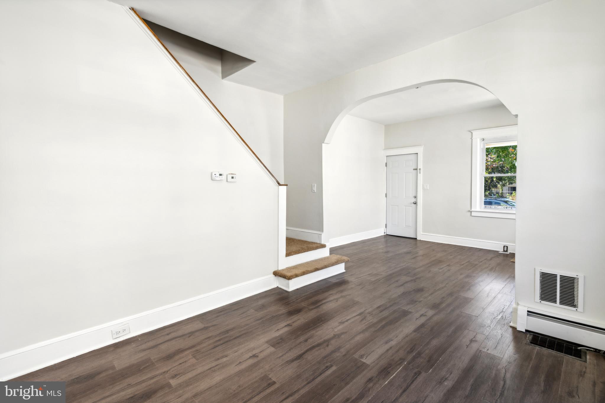 504 Arndt Avenue Riverside, NJ 08075 - Photo 4 of 15 Dining Room