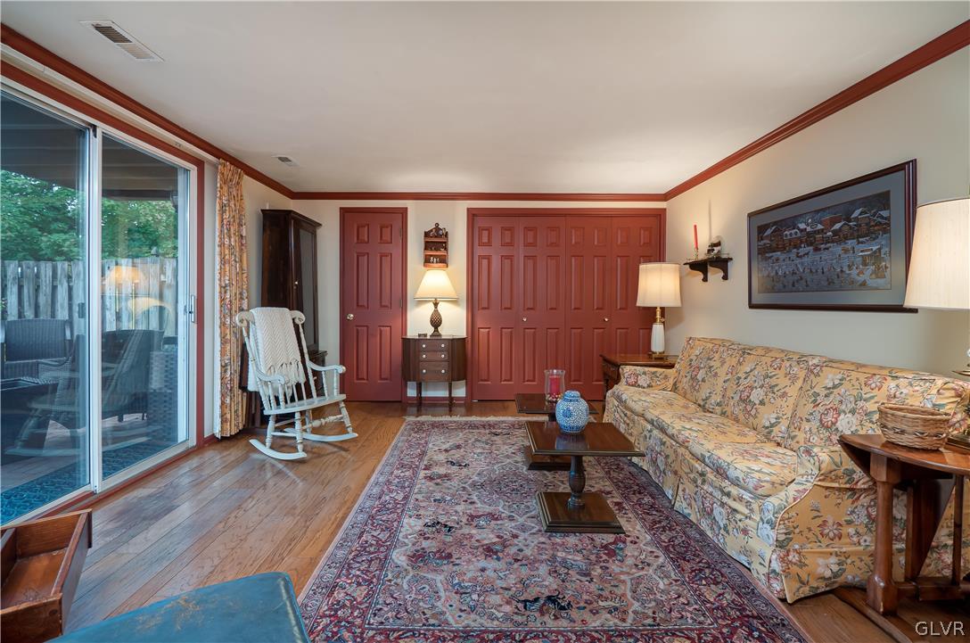 959 Barnside Road Allentown, PA 18103 - Photo 8 of 33 Wide Hardwood planks throughout 1st floor