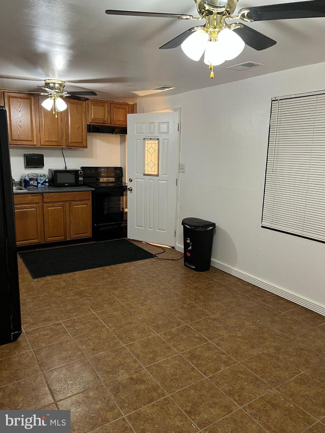 7620 Burnside Road Landover, MD 20785 - Photo 17 of 31 Gallery Image 17