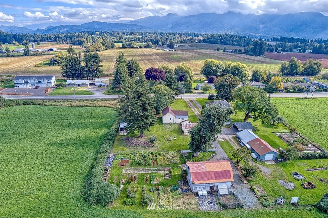 8263 Nooksack Road Everson, WA 98247 - Photo 36 of 36 view of outdoor space and city view