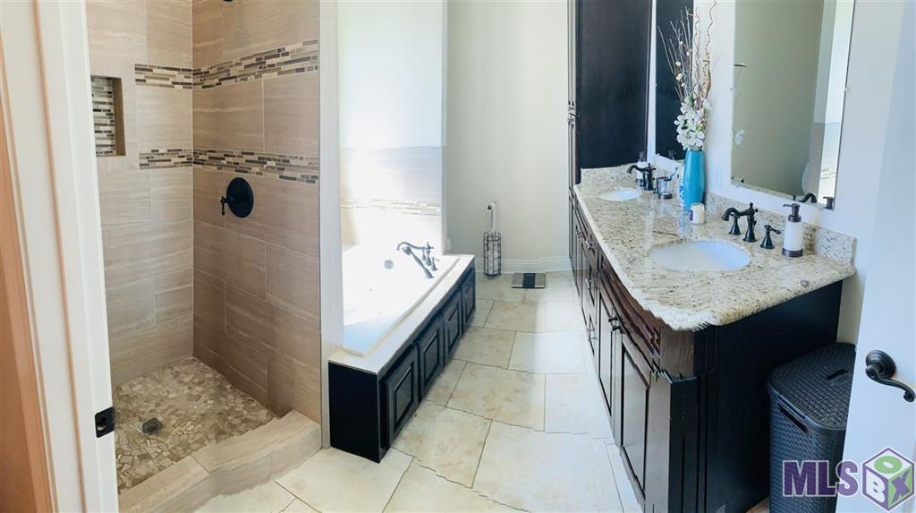 547 Waverly Road Thibodaux, LA 70301 - Photo 4 of 6 Gallery Image 4