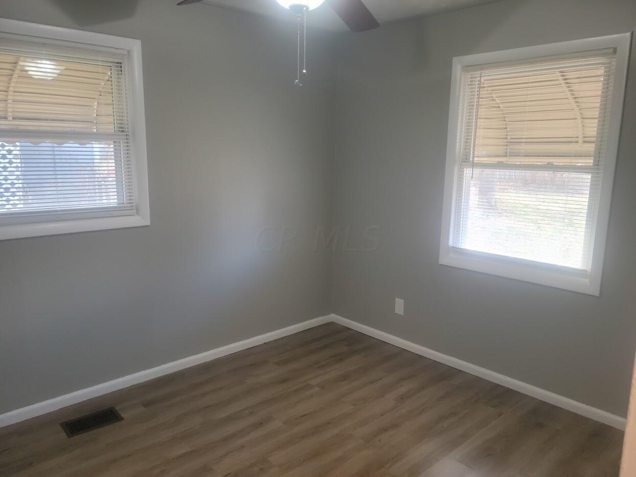821 Exeter Road Whitehall, OH 43213 - Photo 11 of 20 Bedroom 1