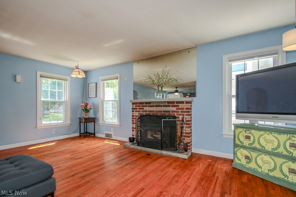 5084 Forest Road Mentor, OH 44060 - Photo 6 of 34