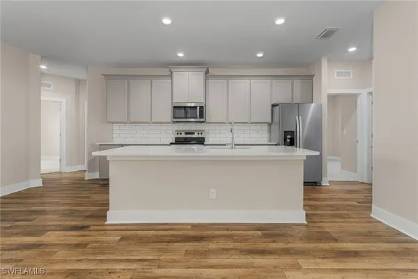 $624,900 | 987 Admiral Bull Halsey Avenue, LaBelle, FL 33935