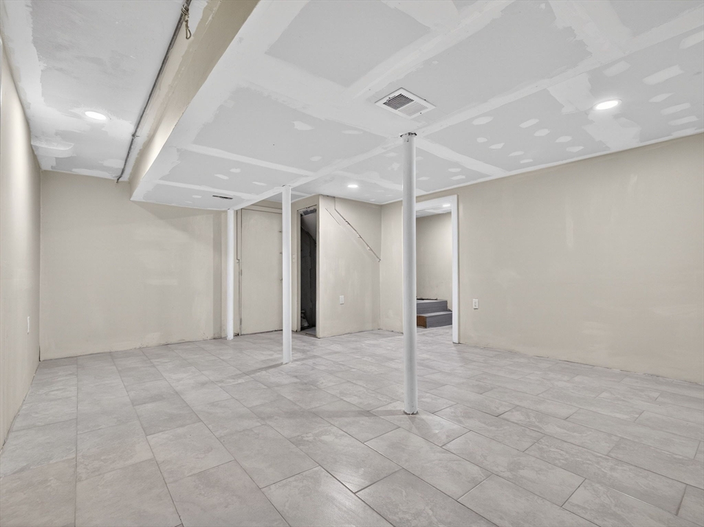 19 Melba Way Boston, MA 02136 - Photo 22 of 34