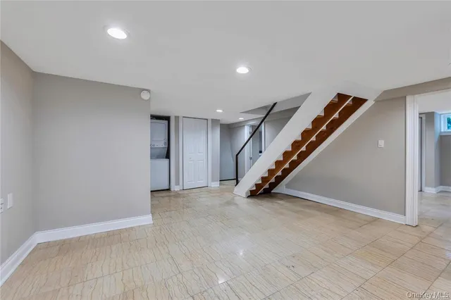 $779,999 | 531 Old Country Road, Plainview, NY 11803