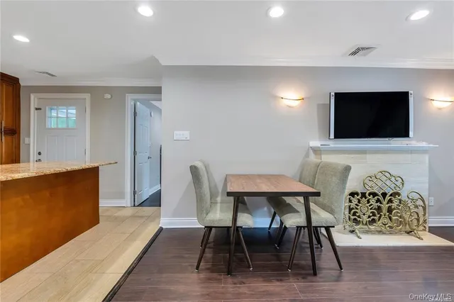 $779,999 | 531 Old Country Road, Plainview, NY 11803