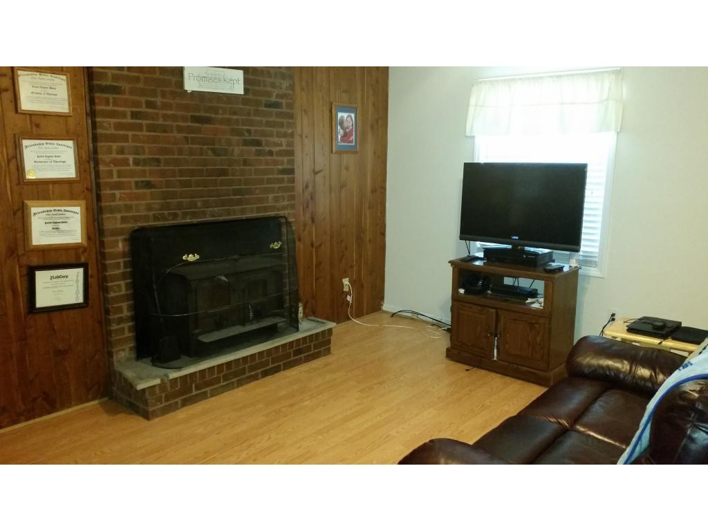 2860 A Altamahaw Union Ridge Road Burlington, NC 27217 - Photo 8 of 9 Gallery Image 8