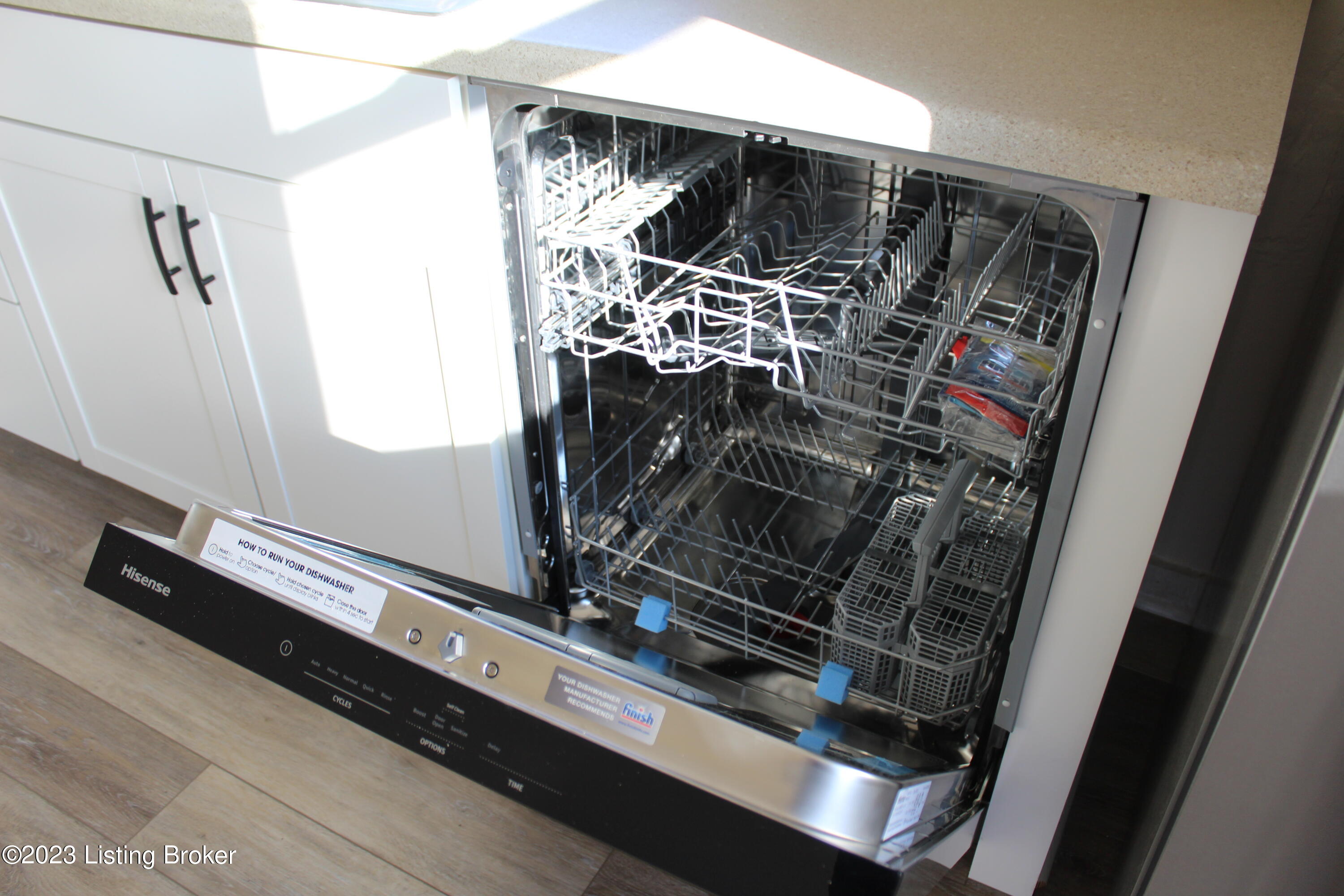 4500 Jackson Road Eminence, KY 40019 - Photo 9 of 22 Kitchen Dishwasher