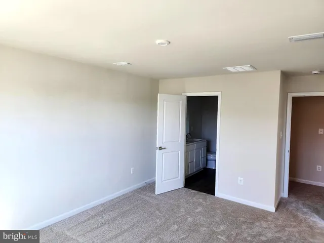 $2,100 | 623 Laurelwood Circle, Winchester, VA 22601