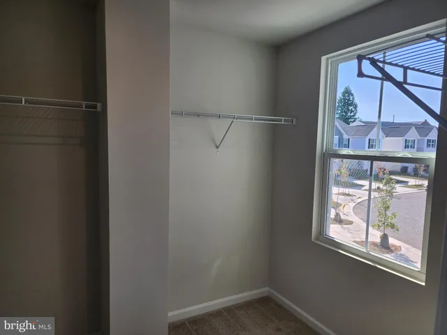 $2,100 | 623 Laurelwood Circle, Winchester, VA 22601