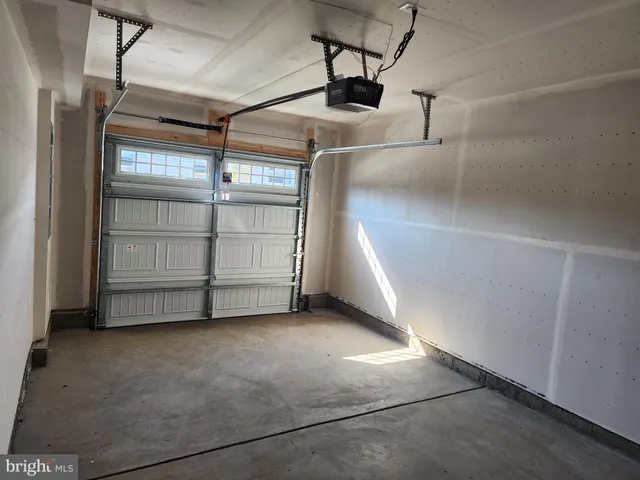 $2,100 | 623 Laurelwood Circle, Winchester, VA 22601