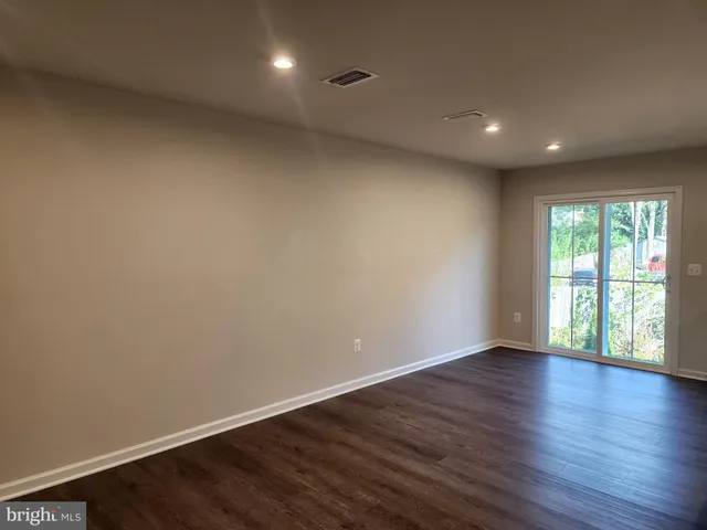 $2,100 | 623 Laurelwood Circle, Winchester, VA 22601