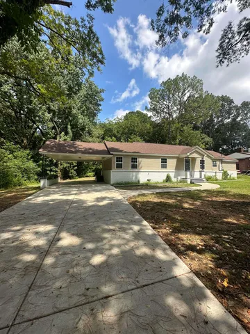 $195,900 | 3402 Lakeview Road, Memphis, TN 38116