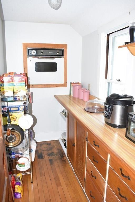 450 Spring Street Northampton, MA 01053 - Photo 9 of 22