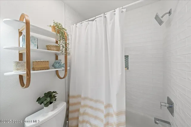 $2,750 | 3256 Sea Oats Circle, Melbourne Beach, FL 32951