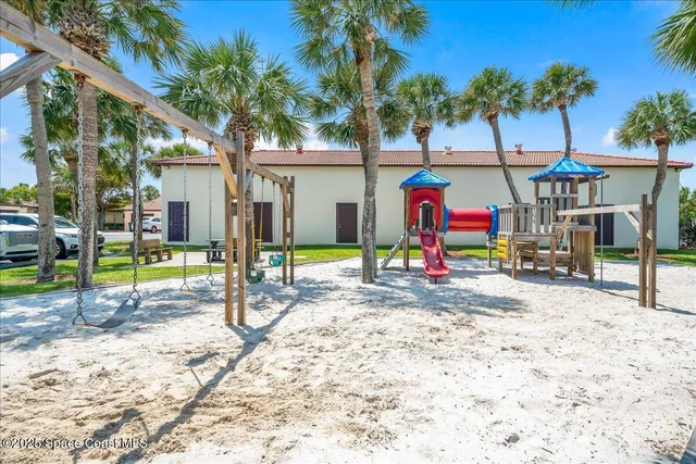 $2,750 | 3256 Sea Oats Circle, Melbourne Beach, FL 32951