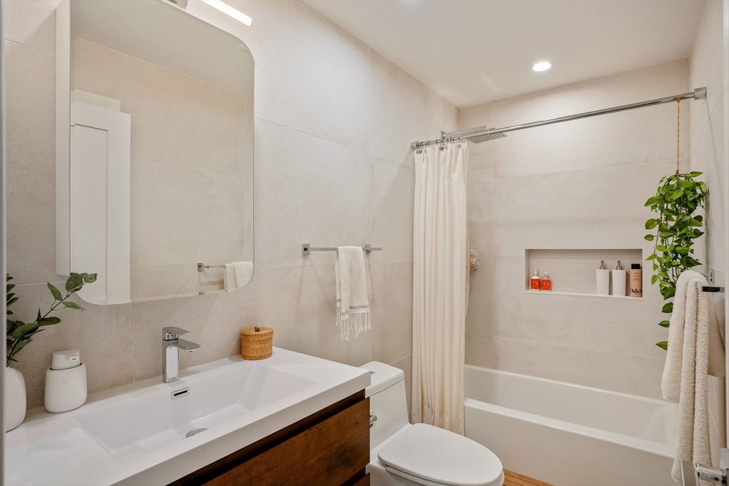 39 Cottage Street, Unit 2 Boston, MA 02128 - Photo 17 of 24