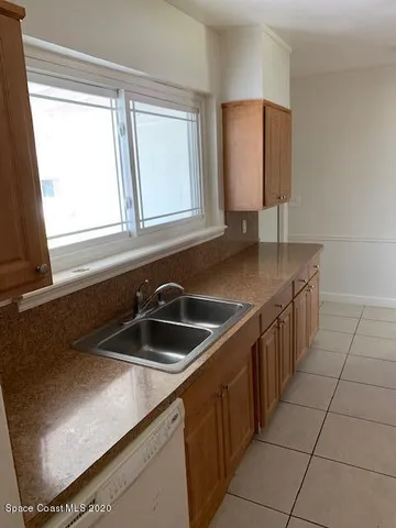 $1,070 | 726 Lund Court, Melbourne, FL 32901