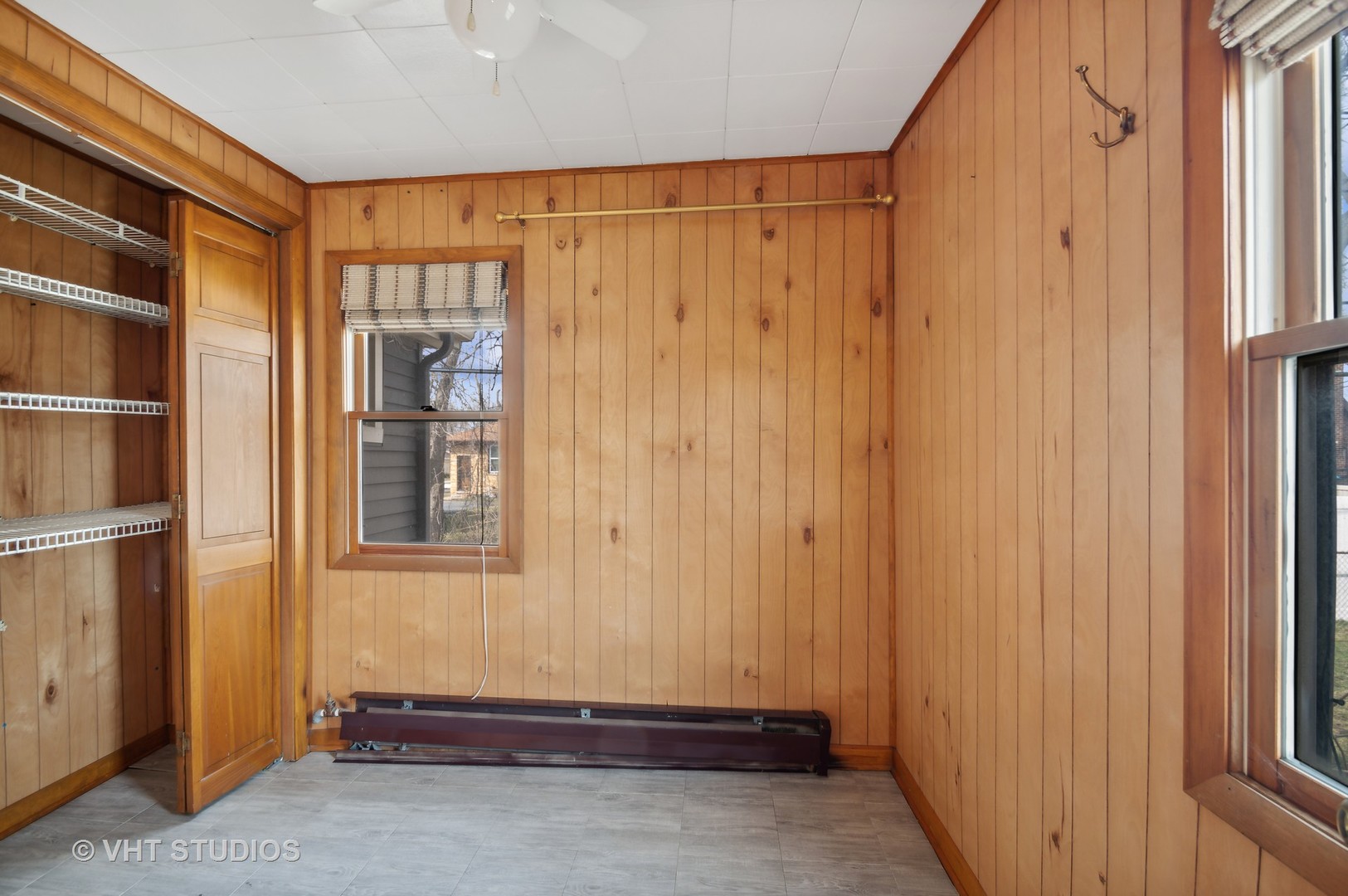 5900 Prospect Avenue Berkeley, IL 60163 - Photo 14 of 14 a view of front door