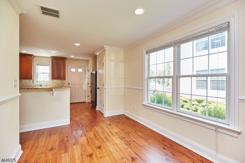 75 Central Avenue, Unit B Madison, NJ 07940 - Photo 5 of 21