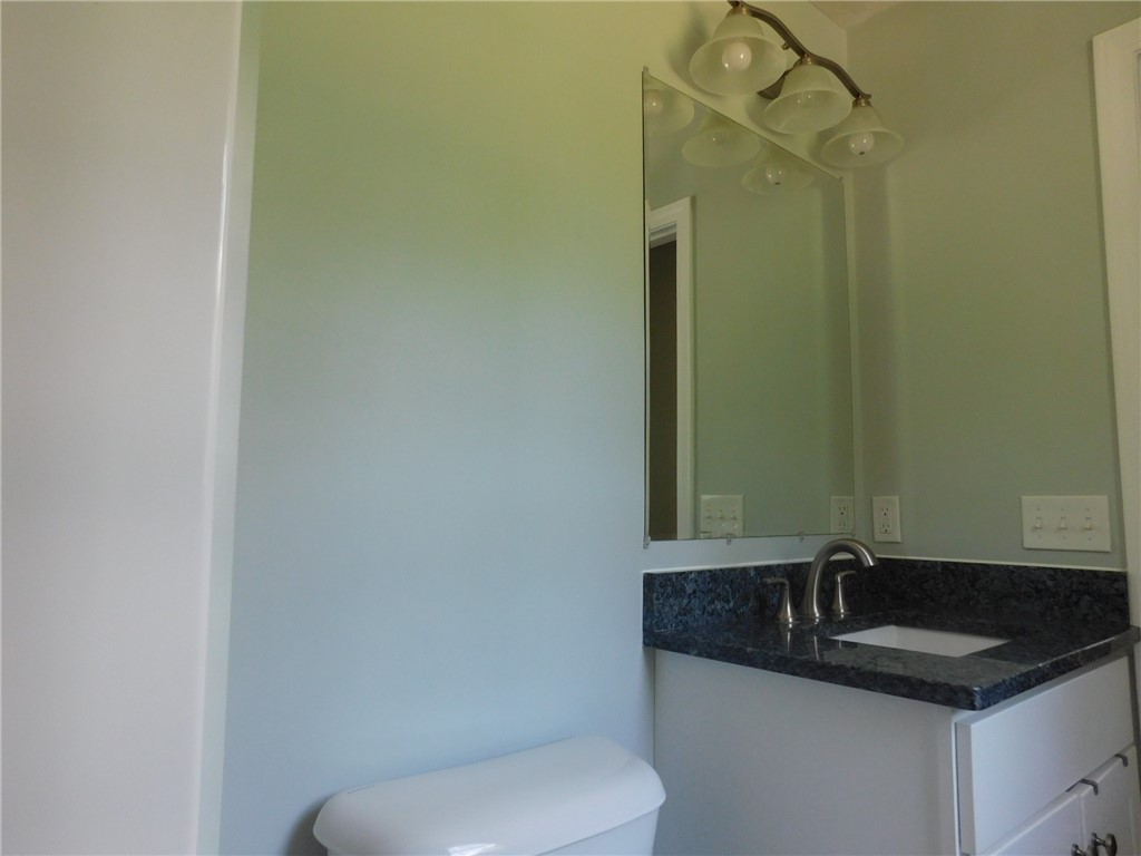 476 Ledge Road Coventry, RI 02816 - Photo 20 of 37 Gallery Image 20
