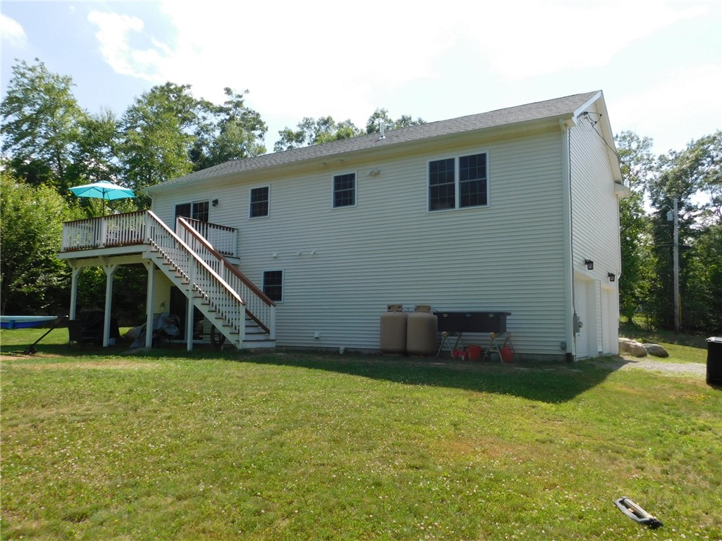 476 Ledge Road Coventry, RI 02816 - Photo 5 of 37 Gallery Image 5