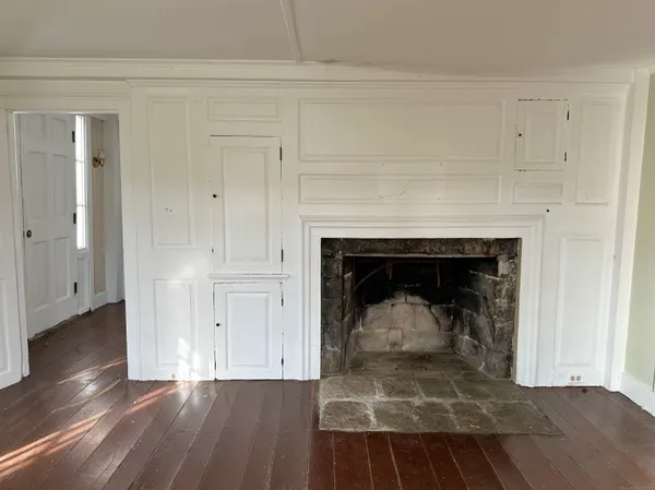 $325,000 | 381 Highway 164, Preston, CT 06365