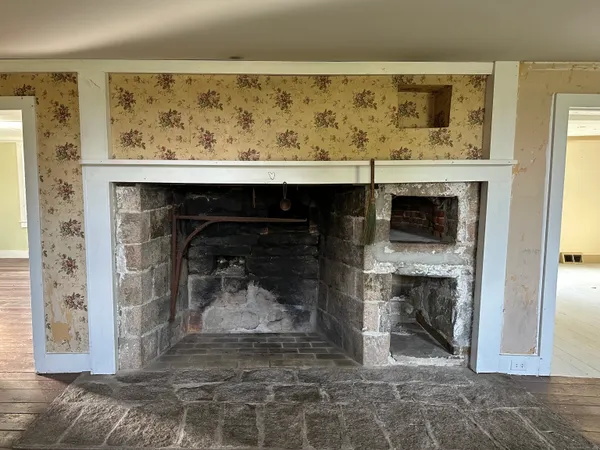 $325,000 | 381 Highway 164, Preston, CT 06365