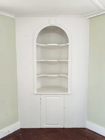 $325,000 | 381 Highway 164, Preston, CT 06365