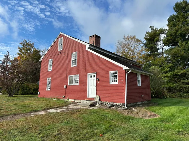 $325,000 | 381 Highway 164, Preston, CT 06365