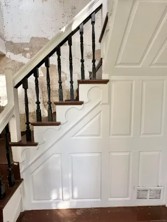 $325,000 | 381 Highway 164, Preston, CT 06365