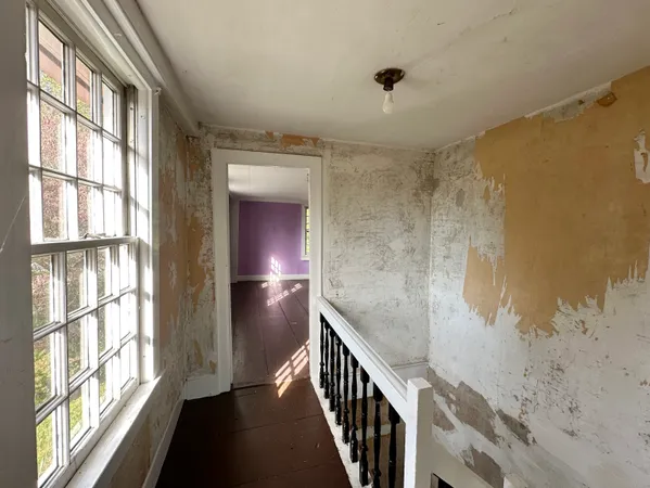 $325,000 | 381 Highway 164, Preston, CT 06365