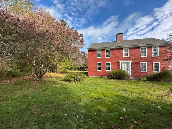 $325,000 | 381 Highway 164, Preston, CT 06365