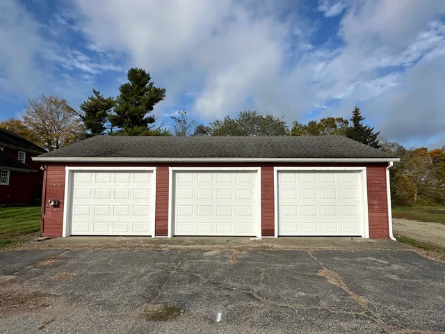 $325,000 | 381 Highway 164, Preston, CT 06365