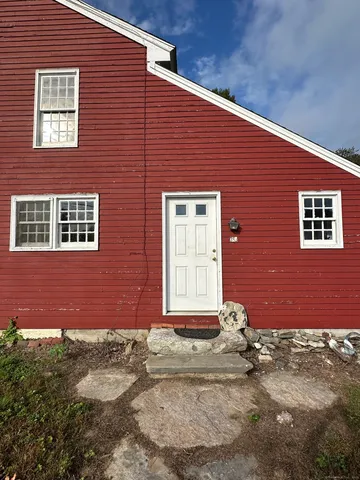 $325,000 | 381 Highway 164, Preston, CT 06365