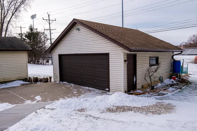 $419,900 | 520 Greenmeadow Drive, Waukesha, WI 53188