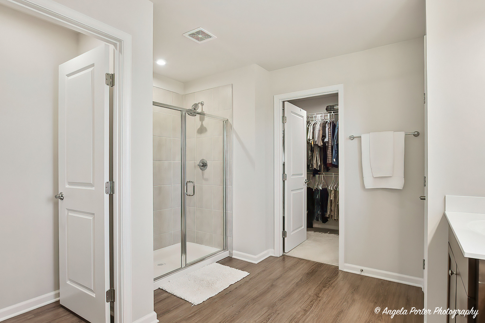 7443 Alexandra Lane Union, IL 60180 - Photo 29 of 39 a view of a bathroom with a shower