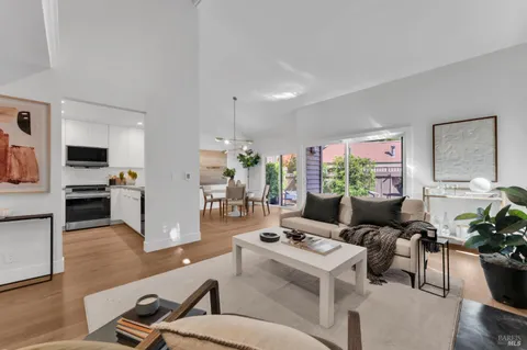 $1,330,000 | 33 Willow Lane, Sausalito, CA 94965