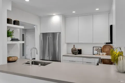 $1,330,000 | 33 Willow Lane, Sausalito, CA 94965