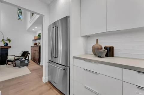 $1,330,000 | 33 Willow Lane, Sausalito, CA 94965