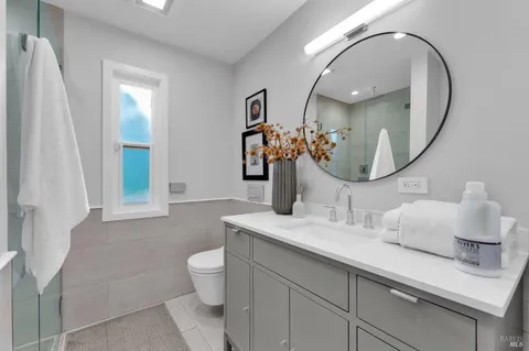 $1,330,000 | 33 Willow Lane, Sausalito, CA 94965