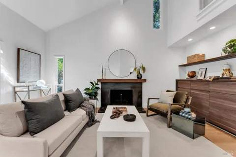 $1,330,000 | 33 Willow Lane, Sausalito, CA 94965