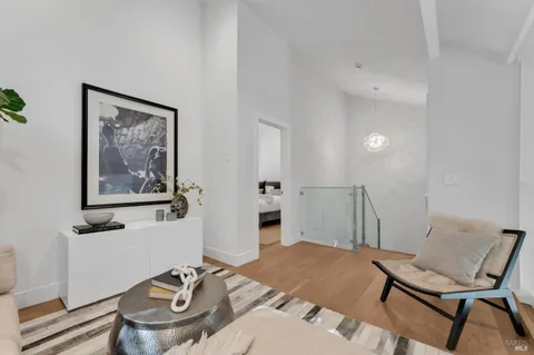 $1,330,000 | 33 Willow Lane, Sausalito, CA 94965