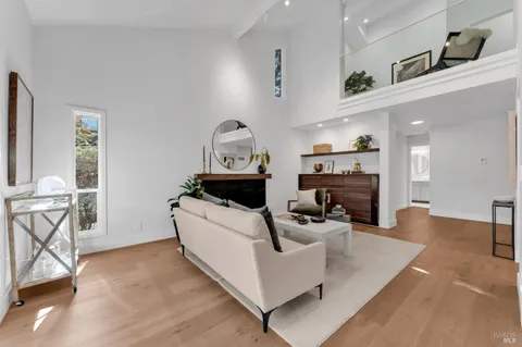 $1,330,000 | 33 Willow Lane, Sausalito, CA 94965