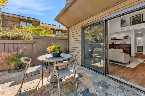 $1,330,000 | 33 Willow Lane, Sausalito, CA 94965