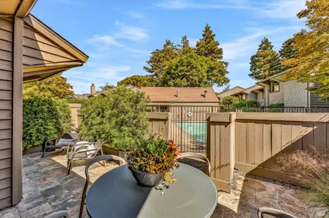 $1,330,000 | 33 Willow Lane, Sausalito, CA 94965