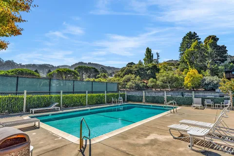 $1,330,000 | 33 Willow Lane, Sausalito, CA 94965