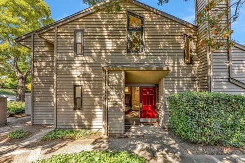 $1,330,000 | 33 Willow Lane, Sausalito, CA 94965